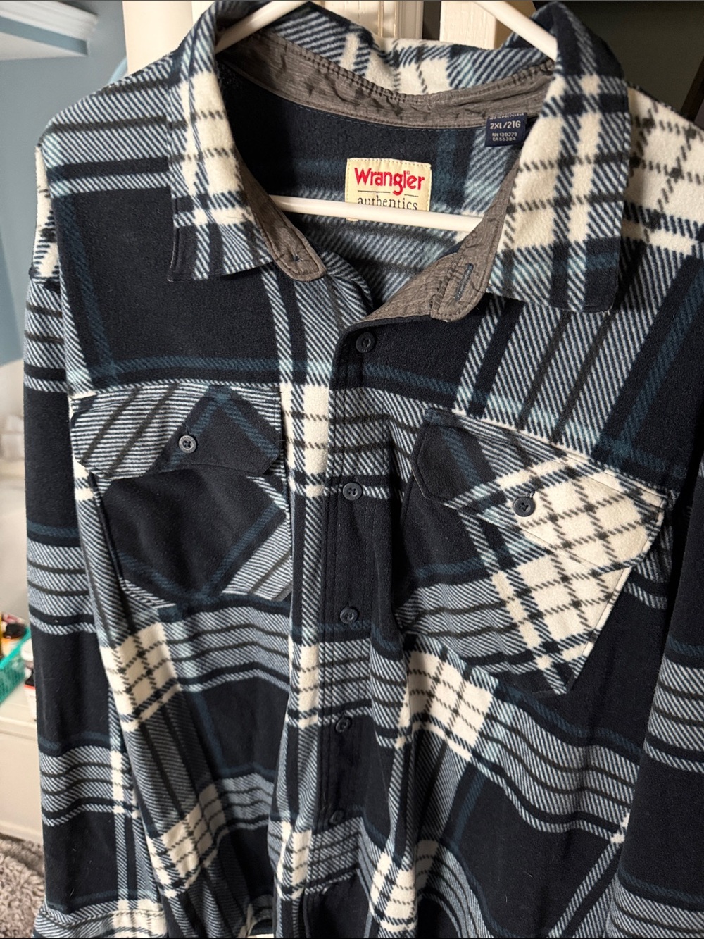 Wrangler Black, White & Blue Plaid Button-Front Flannel Shirt